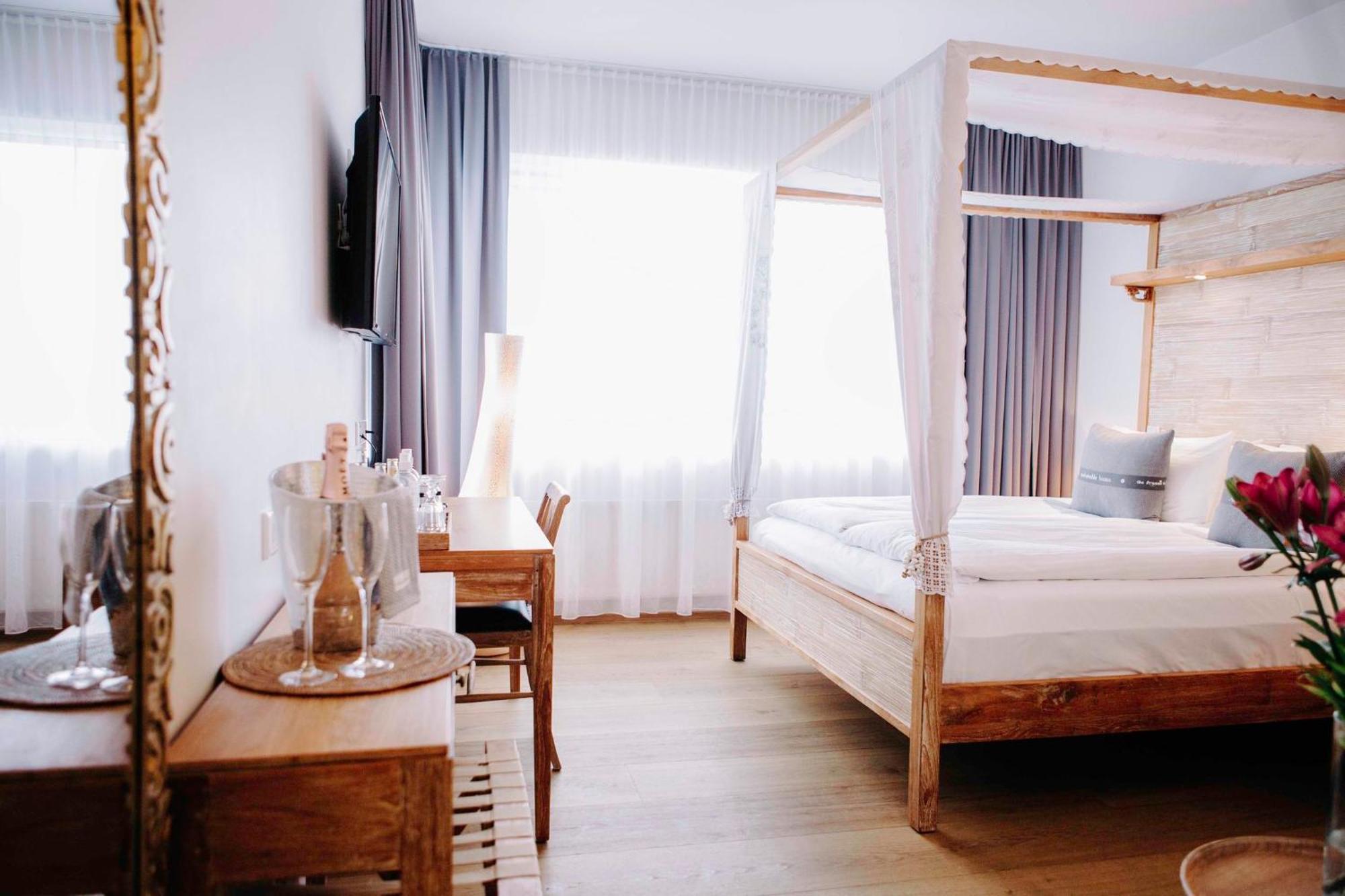 Eyja Guldsmeden Hotel Рейкьявик Экстерьер фото